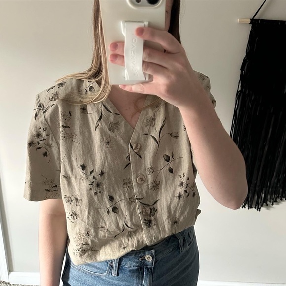 Vintage linen floral button down short sleeve blouse - Picture 5 of 6
